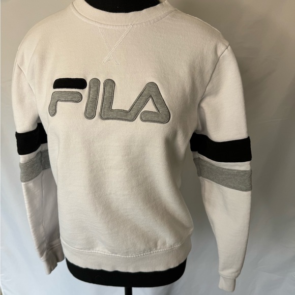 Fila crewneck sweater Small - Picture 2 of 6